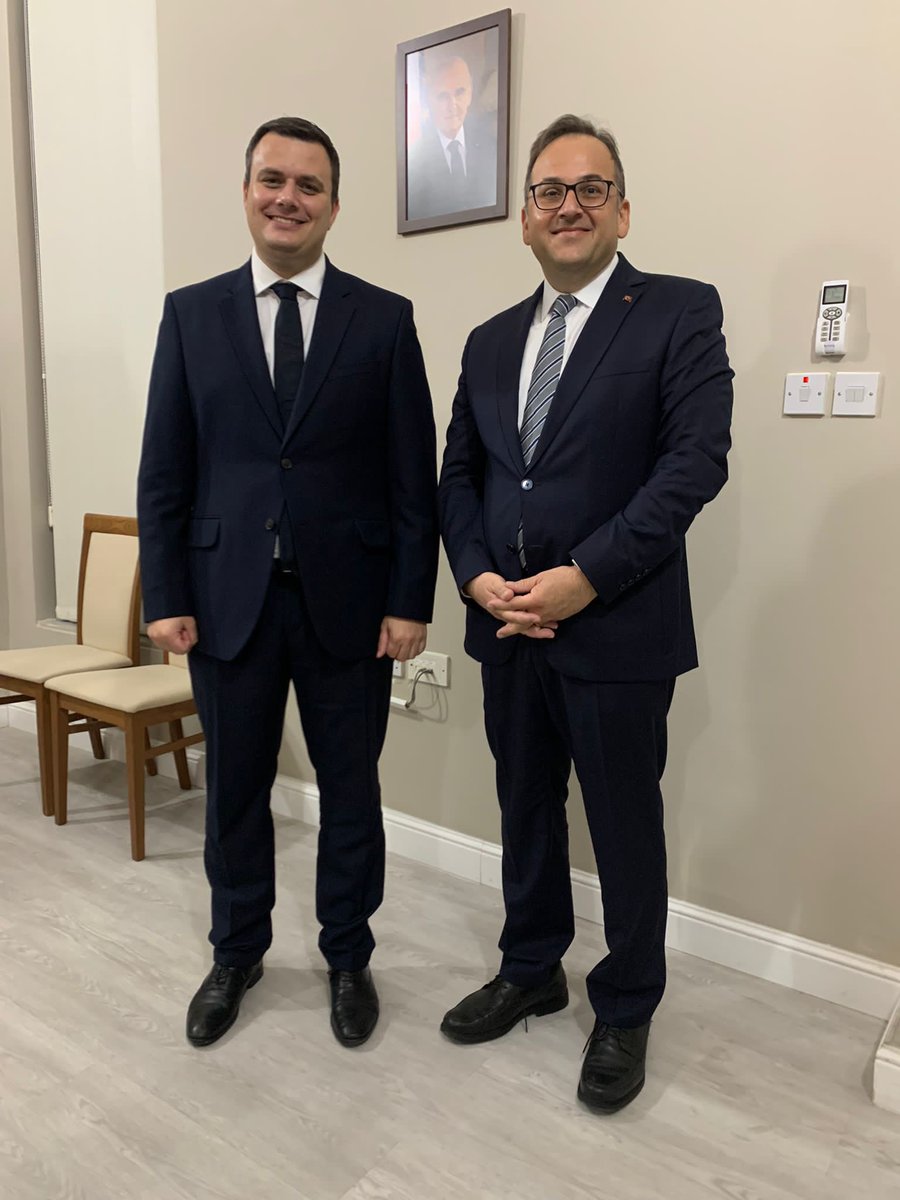 Malta İçişleri, Güvenlik, Reform ve Eşitlik Bakanı Sayın Byron Camilleri’yi ziyaret ettik. Nazik evsahipliğine teşekkür ederiz. 🇹🇷🤝🇲🇹 @byroncamilleri @TC_Disisleri