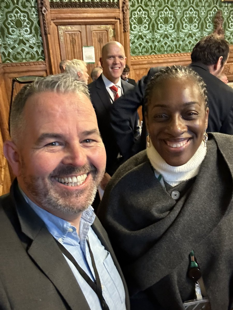 Great day @UKParliament with @KateOsamor at the APPG discussing the new Eyecare Pathway with colleagues from @RNIB @TPTgeneral @BlindVeterans hopefully this will make a big difference to many people now & in the future!