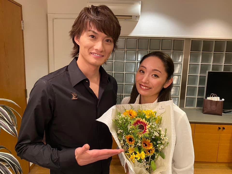 kazwaykaz1002's tweet photo. 現在上映中の #ホラー ミステリー

#SPELL 第2章🐵
〜呪いは、終わらない〜

本作では銀幕デビューを飾った🎉
#M1K1_ANDO #安藤美姫 さん
#misakism13 #三崎優太 さん
#daihosho #鳳翔大 さんの演技が
大変好評です😊
私もとても嬉しいです‼️

11月22日までMOVIX柏の葉、MOVIX三好、MOVIX堺、熊本ピカデリーで上映されておりますので、
是非、素敵な映画館🎦でご覧頂けたら嬉しいです😃

W主演の #yumateranishi #寺西優真 さん #大村崑 さんの演技も必見です🎥

#SIZUKU さんは第1章と違う役で登場👏
#北條透子 さん演じる馬飼野紀代子は
どう立ち回るのか⁉️

お楽しみに✨✨