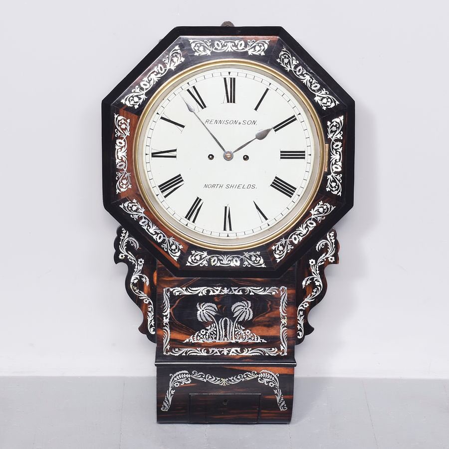 Love_antiques's tweet image. 🧡 William IV Calamander &amp;amp; Mother of Pearl Inlaid Clock

❓ Exceptional piece - beautiful design and craftsmanship. Circa 1830.

Price: £1,850 / $2,300

👉 View: antiques.co.uk/antique/Willia…

#clock #coromandel #clockmaker #williamiv #antique #antiqueclock #antiqueclocks