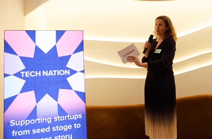 Carolyn Dawson speaking at the Friends of Tech Nation event