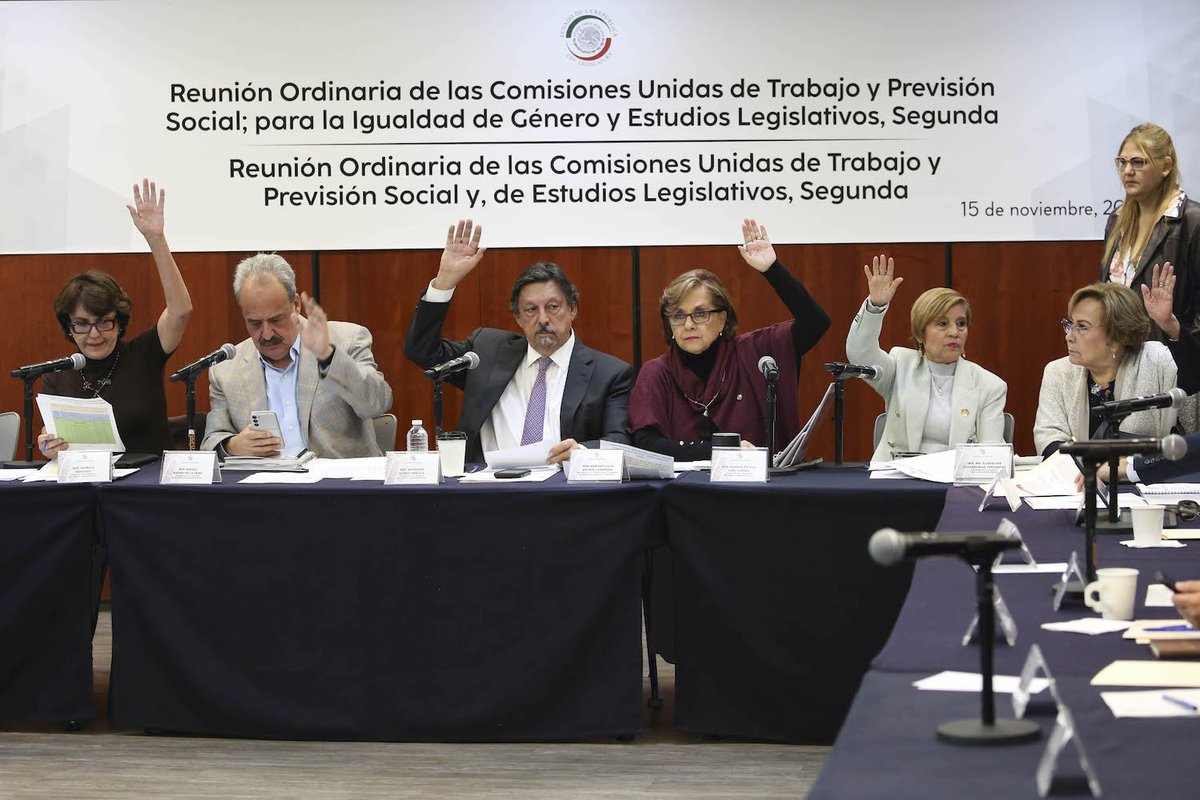 📷 La igualdad salarial en el ámbito deportivo fue el tema que se abordó en la reunión de comisiones unidas del #SenadoMexicano.
comunicacionsocial.senado.gob.mx/multimedia/gal…
