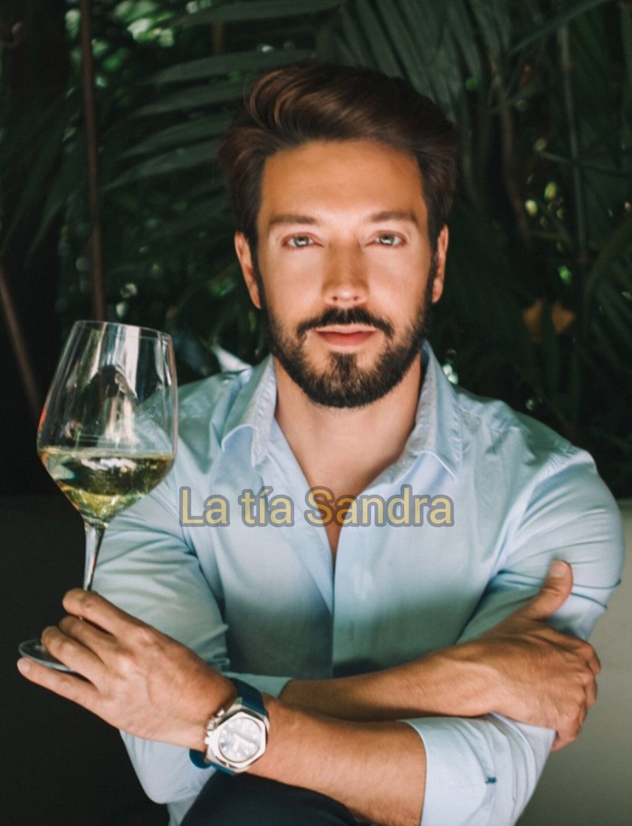 📍 ÚLTIMOS LUGARES: el reconocido actor, comunicador y escritor Best Seller ROGER GONZALEZ dará un CURSO BÁSICO del VINO🍷, por ZOOM, con un costo de $4,950‼️

Los CINCO MIL PESOS incluyen 1 copa y la charla con #RogerGonzalez

Te puedes inscribir aquí 👇🏼 rogergonzalez.com.mx/wineclub