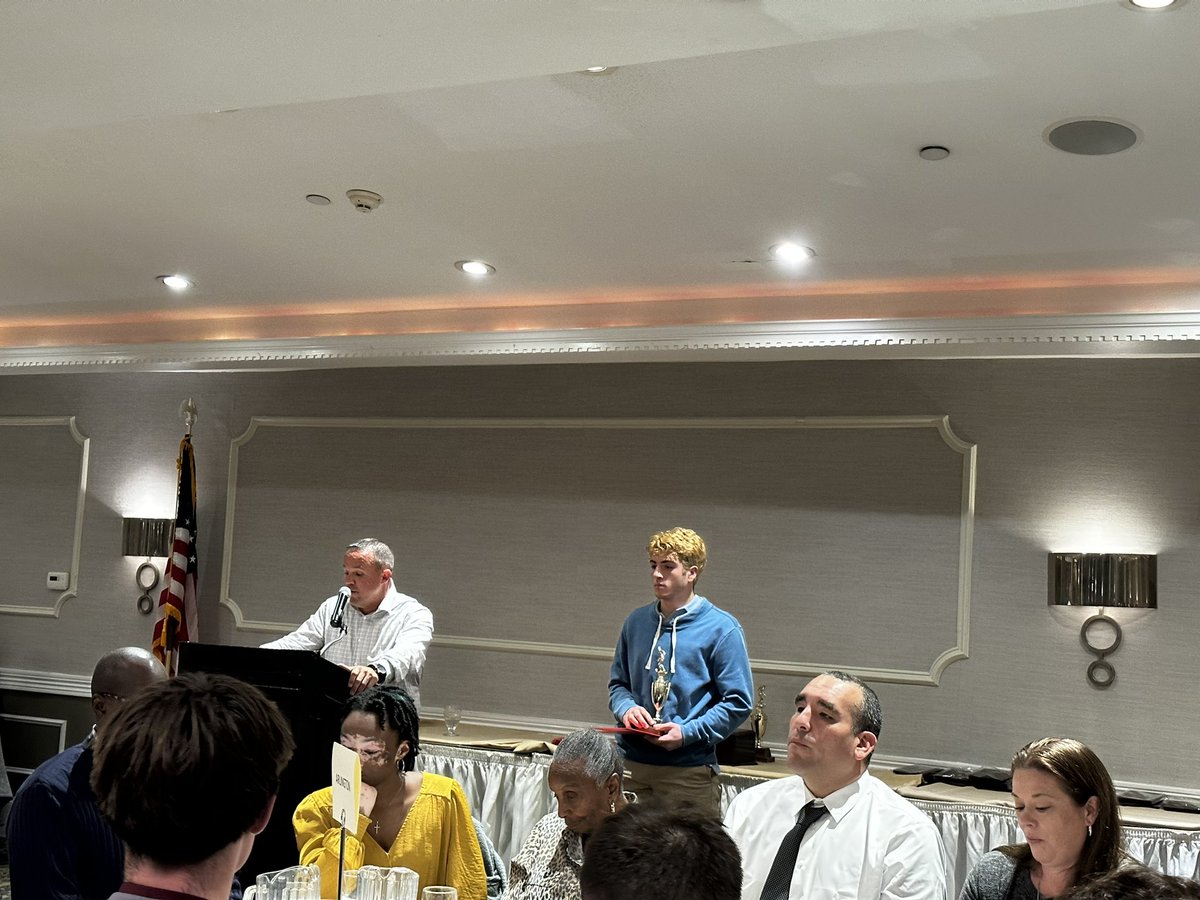 Congrats to all Section 1 Boys Soccer Award winners. 

👏👏👏Miles, Toby, and Emilio All Section…
🙌 Miles for being awarded Small Schools Player of the Year. A tremendous honor! 
🙏 Miles &amp; Emilio = All State 

🫶Incredible season. Incredible careers! 

#legendary 
❤️🐻⚽️