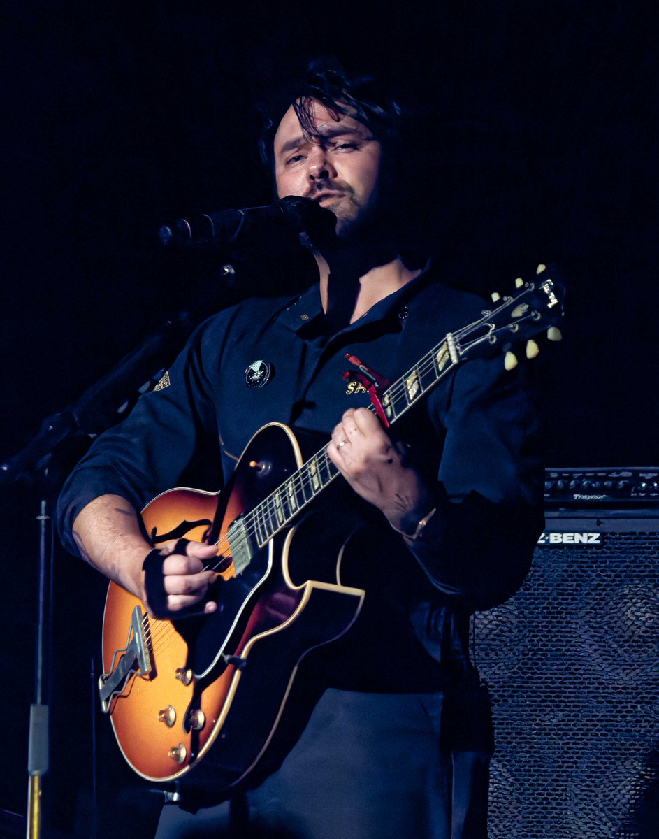 AsburyParkVibes's tweet image. SHAKEY GRAVES SHAKES UP UNION TRANSFER WITH POWERHOUSE PERFORMANCE - ASBURY PARK VIBES
 #ConcertCoverage #PhotoGallery @ShakeyGraves @UnionTransfer 
📸/✏️: Steve Cerf ~ Click ⬇️ for article!
asburyparkvibes.com/CONCERT-REVIEW…