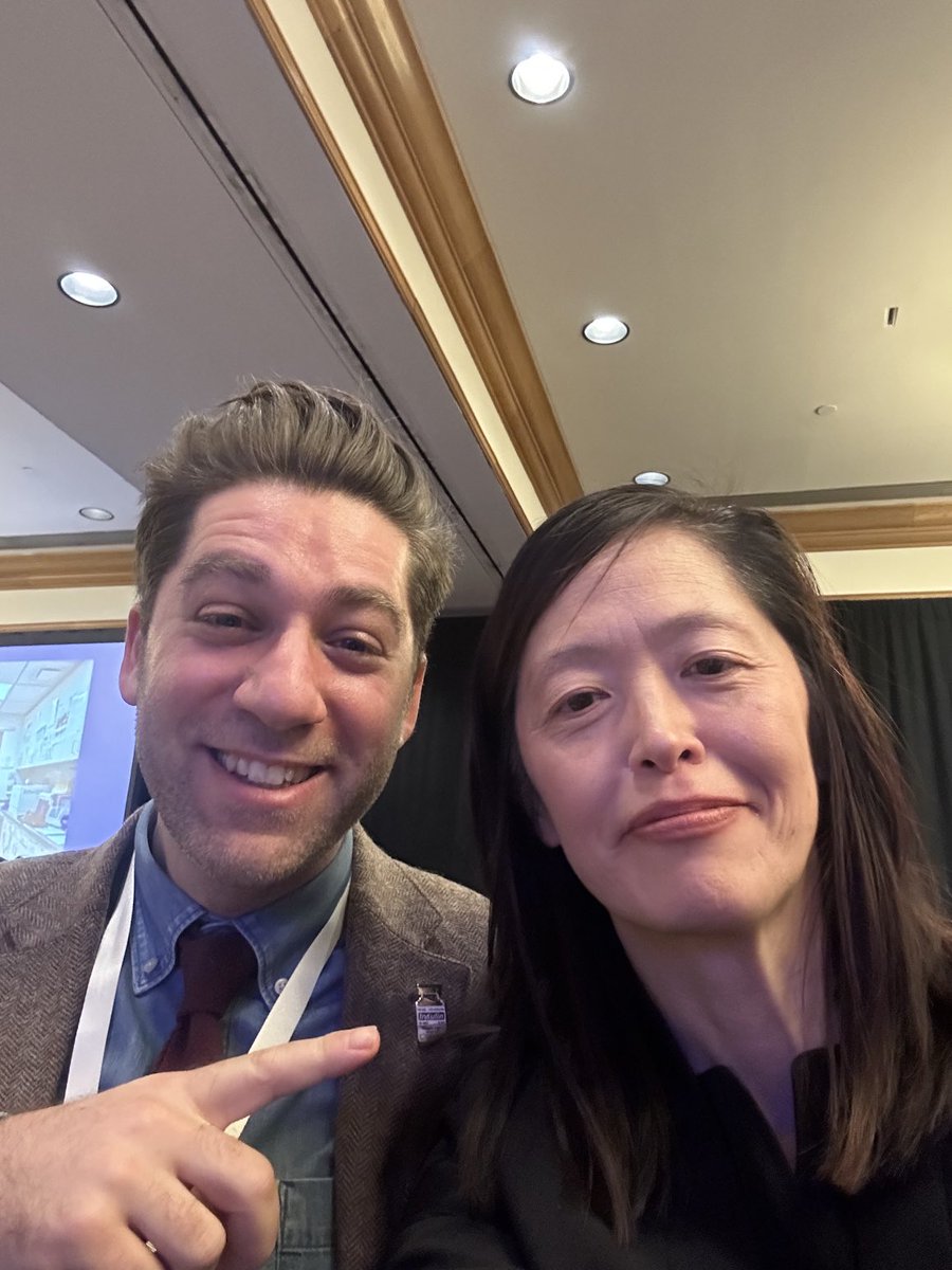 ⁦Twitter fangirl moment - Meeting the great ⁦<a href="/mike_natter/">Mike Natter, MD</a>⁩ in real life at the ⁦<a href="/T1DExchange/">T1D Exchange</a>⁩ meeting!