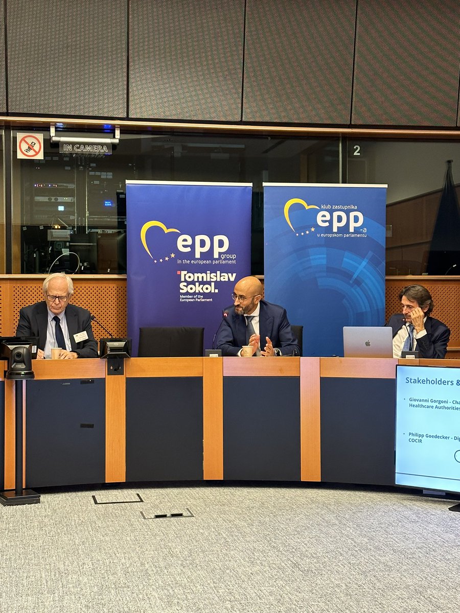 EUREGHA's tweet photo. @lshubwales @CMRSurgical @giovannigorgoni @COCIR @evoke_incisive @regionetoscana @ToscanaBXL (1/2) Our Chair @giovannigorgoni on #surgicalrobotics and #innovation:
🗣️High technology needs seamless
#HTA as a complementary piece of #outcomesbased agreement
💪It’s a powerful tool only if seen as a lever to fix inequalities, avoiding the risk of accelerating them. https://t.co/YRW9dKMzNl