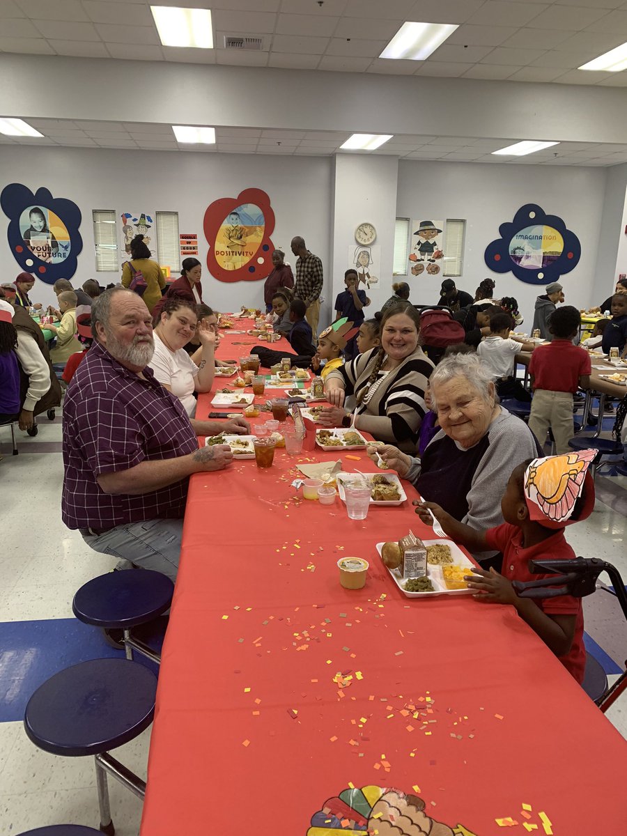 Bridget Edwards (@bedwards10974) on Twitter photo All smiles over here at Bruce ES today! #goodgroceries #BRES #itsturkeyday <a href="/KizzieSLott/">Kizzie Lott</a> <a href="/BibbSchools/">Bibb County Schools</a> All smiles over here at Bruce ES today! #goodgroceries #BRES #itsturkeyday <a href="/KizzieSLott/">Kizzie Lott</a> <a href="/BibbSchools/">Bibb County Schools</a>