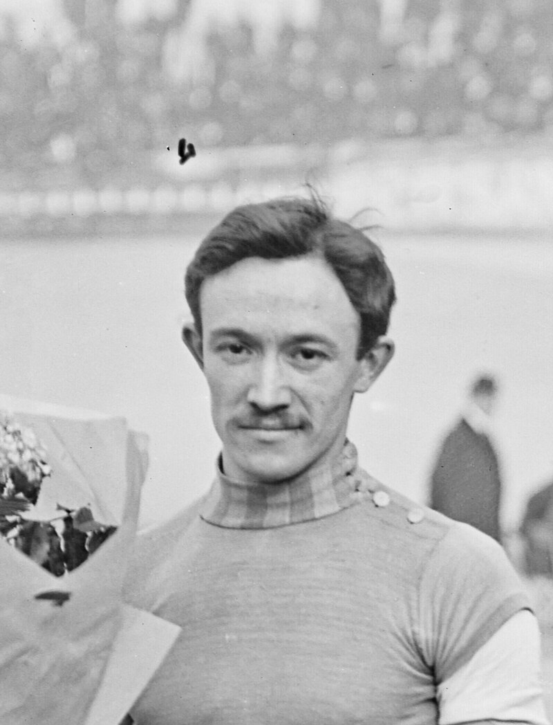 Avokayon 🐧 alias Père Castor tweet media