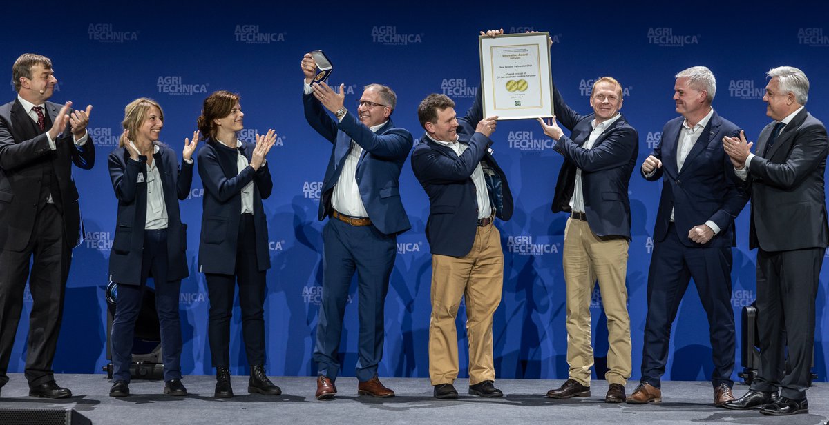 #NewHolland won the only Gold Medal assigned at #Agritechnica2023. The Gold Medal went to the overall concept of the new #TwinRotor combine harvester #CR11