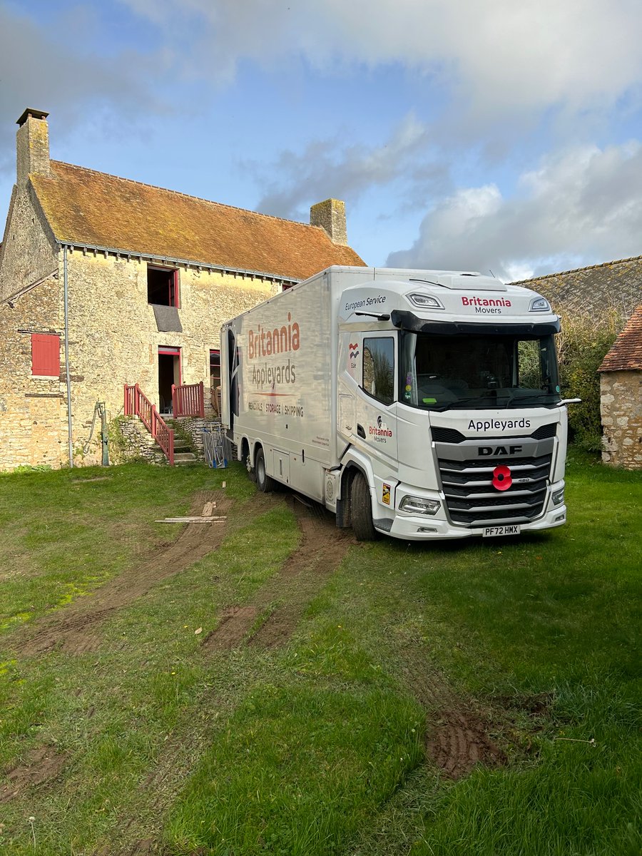 Appleyard_South's tweet photo. In todays adventure you find us near #LeMans
Customs decided despite holding us all day yesterday that we hadn’t actually cleared and they would try and hold us up for day 2
Nothing to hold us on so all clear
#Brexitfun https://t.co/H3tIAFrVic