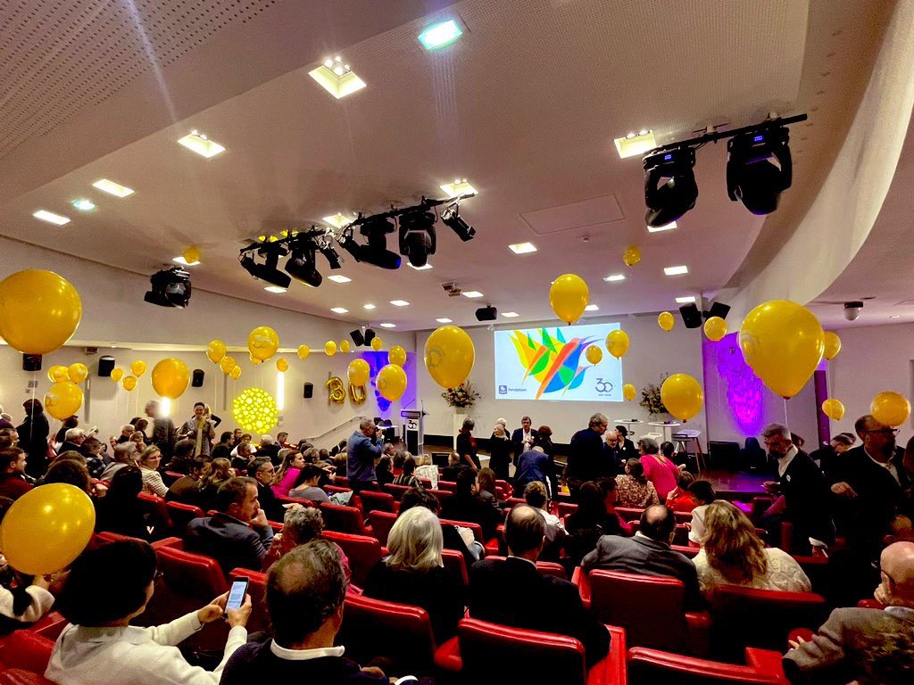 Vous avez été le 1er soutien de <a href="/wimoov/">Wimoov</a> en 1998, et toujours à nos côtés aujourd’hui pour faire de la mobilité un droit pour toutes et tous ! 

Alors MERCI et... Joyeux anniversaire <a href="/FondationMacif/">FondationMacif</a> ! 🎂🎁🌱

#PenserGlobalAgirLocal