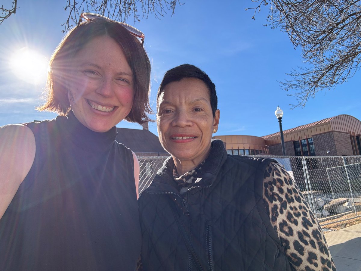 SlingshotAnnie's tweet photo. Cari update: I met up with Cari again today to gift her the Diamonds and Pearls box set (thank you @warnerrecords and @SonyLegacyRecs) and to let her know about the outpouring of love and interest in her. She was surprised and flattered. She told me, “He was my heart.” 💜 https://t.co/k5kYW2ghXU