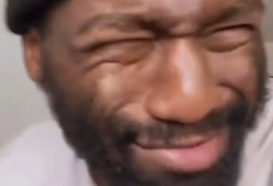 CedricDoumbe's tweet photo. « moi je vise l’ufc » 🎯 https://t.co/Bak0XxFSkX