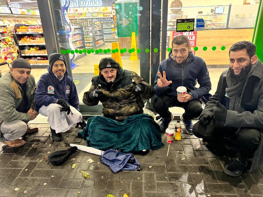 Just had a heartwarming encounter with Dougie and Mark, both facing homelessness. Distributed winter essentials and guided them to nearby shelters. Let's extend compassion and support to those in need. #CommunityKindness #Homeless