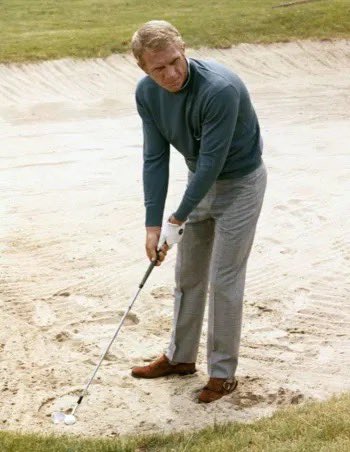 FilmsMap's tweet image. Steve McQueen as Thomas Crown, lining up the perfect shot on the links in 1968’s The Thomas Crown Affair.