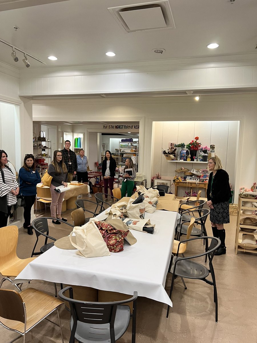 Ed. Tech. Assoc. (@etaofstl) on Twitter photo Our Q2 meeting was filled with awesome STEM opportunities for students! We visited <a href="/MaryvilleU/">Maryville University</a> STEM Studio, @parkwayspark, and the Teachers Recycling Center & Play Your Art Out Studio. #STEM #STEMeducation Our Q2 meeting was filled with awesome STEM opportunities for students! We visited <a href="/MaryvilleU/">Maryville University</a> STEM Studio, @parkwayspark, and the Teachers Recycling Center & Play Your Art Out Studio. #STEM #STEMeducation