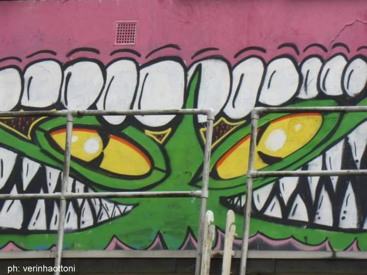 #ROWDY-#SWEETTOOF#BURNINGCANDYCREW-BRITISH STREET ARTISTS-BROMLEY-BY-BOW TUBE STATION-TOWER HAMLETS-LONDON E3-UK
#phverinhaottoni #verinhaottoni @verinhaottoni @verinhaottoni