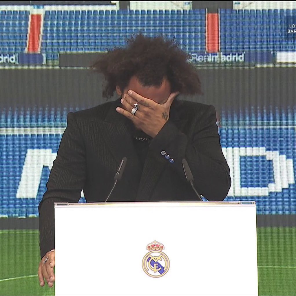 TheSportsGrid23's tweet photo. 🚨Eduardo Camavinga left the French national team training today after a knee collision with Ousmane Dembélé.
 
Real Madrid's injury list keeps growing;
*Thibaut Courtois 
*Eder Militao
*Tchouameni
*Dani Ceballos
*Arda Guler
*Jude Bellingham 
*Kepa
*Camavinga

TOUGH TIMES AHEAD! https://t.co/U8HVrUI7Ph