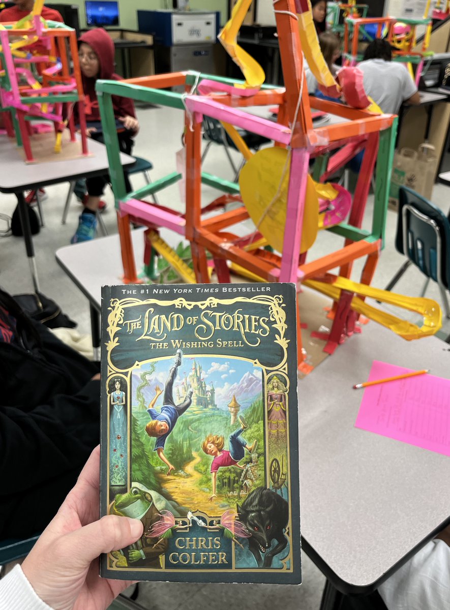 KenmoreLibrary's tweet image. Students represented scenes from their favorite books in these marble roller coasters. It was so cool to see their creative interpretations - thanks @KMSteched for the invitation!