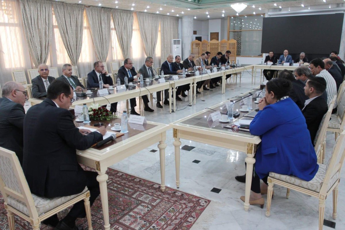 اسعدني استقبال ممثّلي وسائل الإعلام 🇹🇳المكتوبة والمسموعة والمواقع الإخبارية الإلكترونية بحضور إطارات الوزارة.جدّدت التأكيد على انفتاح الوزارة على وسائل الإعلام واستعدادها لمواصلة التعاون البنّاء معها، منوها بالدور الذي تلعبه في إنارة الرأي العام ودورها لاحداث تغيير في توجهات..