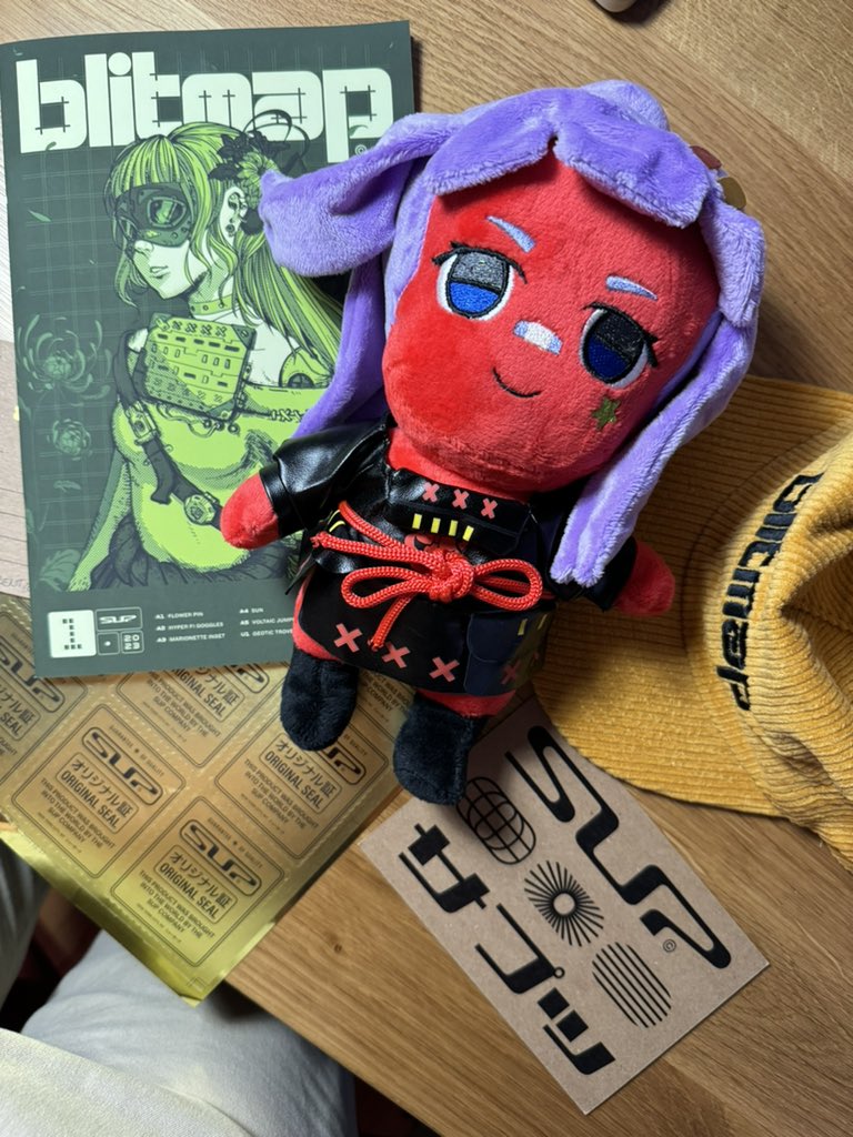 Outstandly tweet media