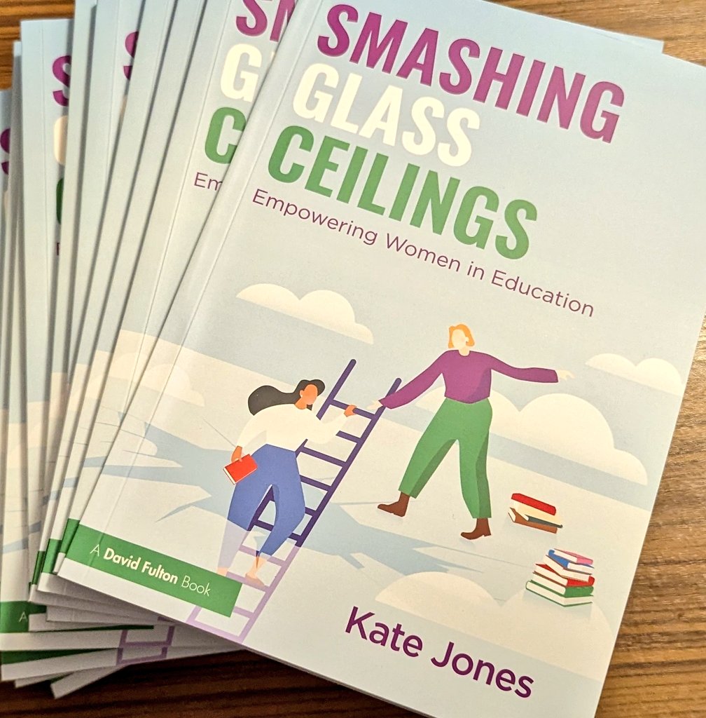 👏🚨 Competition 🚨👏 To win a copy of my latest book #SmashingGlassCeilings - Empowering Women in Education ... retweet this tweet to be entered into the prize draw. The winner will be selected at random & announced on 20/11/23 Open to all, anywhere in the world! 😁💜💚