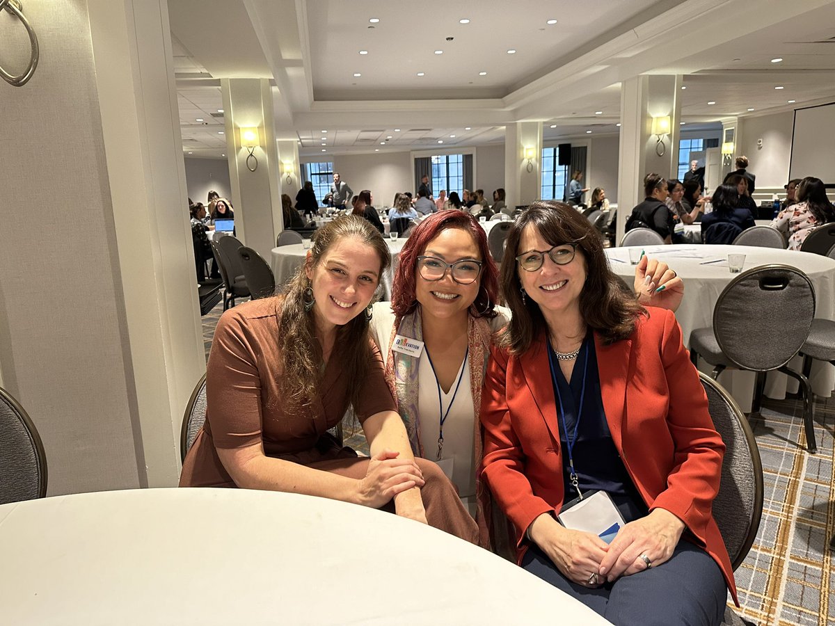 Fan girl moment!!! Thank you @soniawsoltero & @jessica_lander for being apart of the 2nd Ellevation Summit…what a fantastic time! @EllevationEd