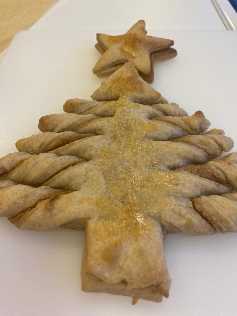 lawnswoodschool's tweet image. Handmade flaky pastry from our Y10  #GCSEFoodTechnology students today #delicious #FutureChefs