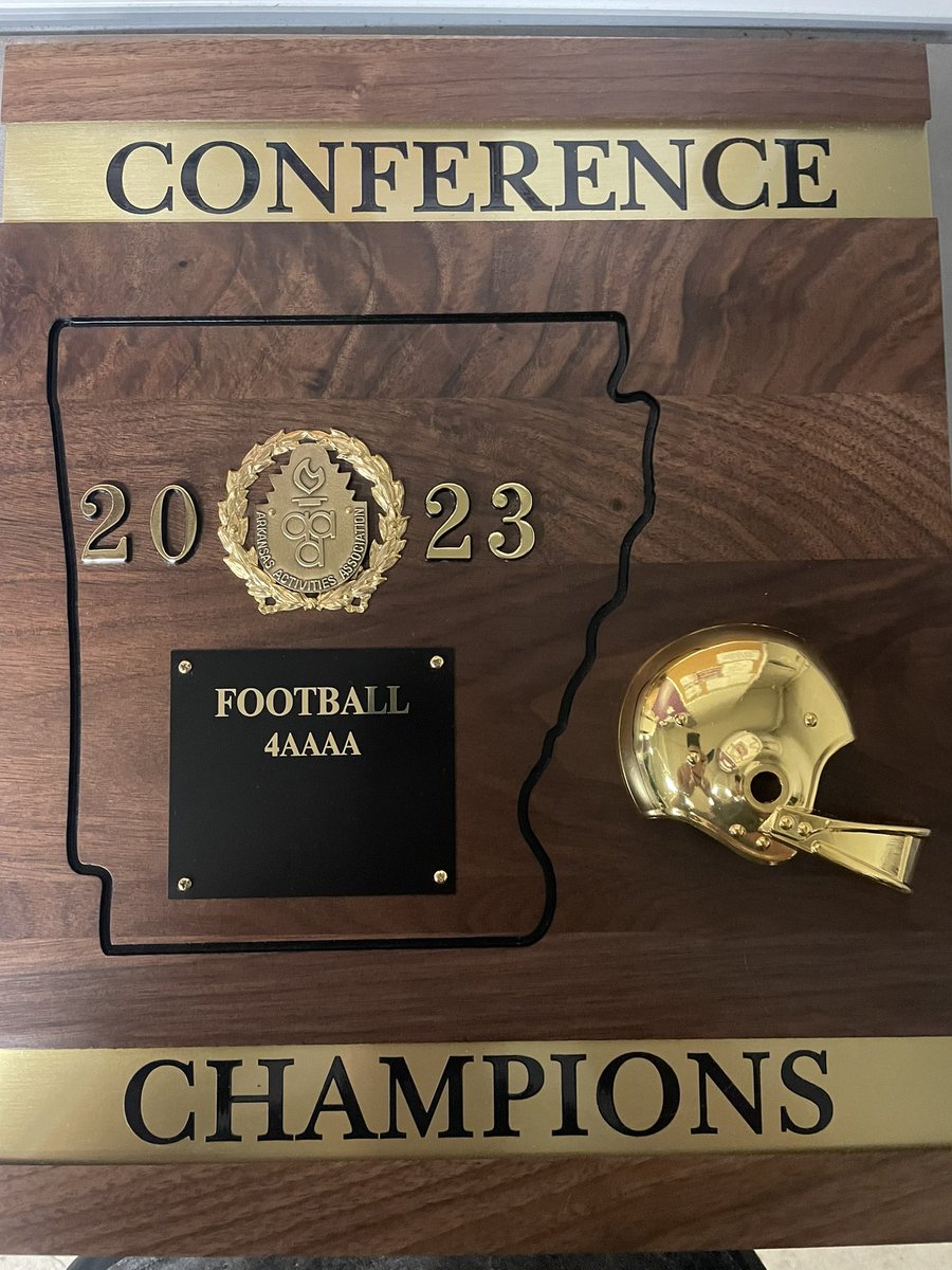 CAC_football tweet picture