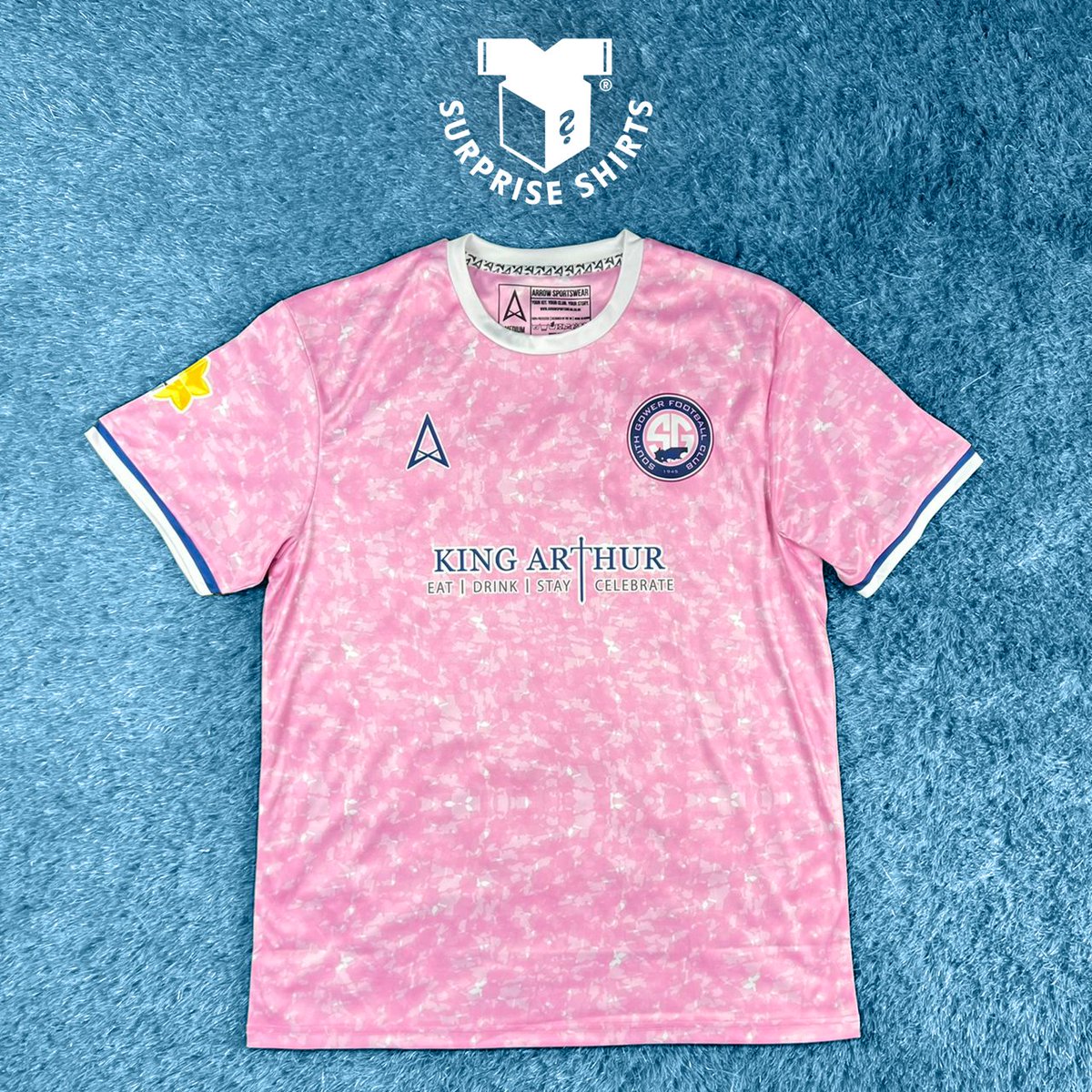 SurpriseShirts's tweet photo. Giveaway time! 👀🩷

Win this stunning South Gower 23/24 Away shirt! 🤩

How to enter 👇
♻️ Repost
✅ Follow @SurpriseShirts @ArrowSportswear
💬 Comment your size

That's it! Good luck 🤝 https://t.co/RpHknKNbfa