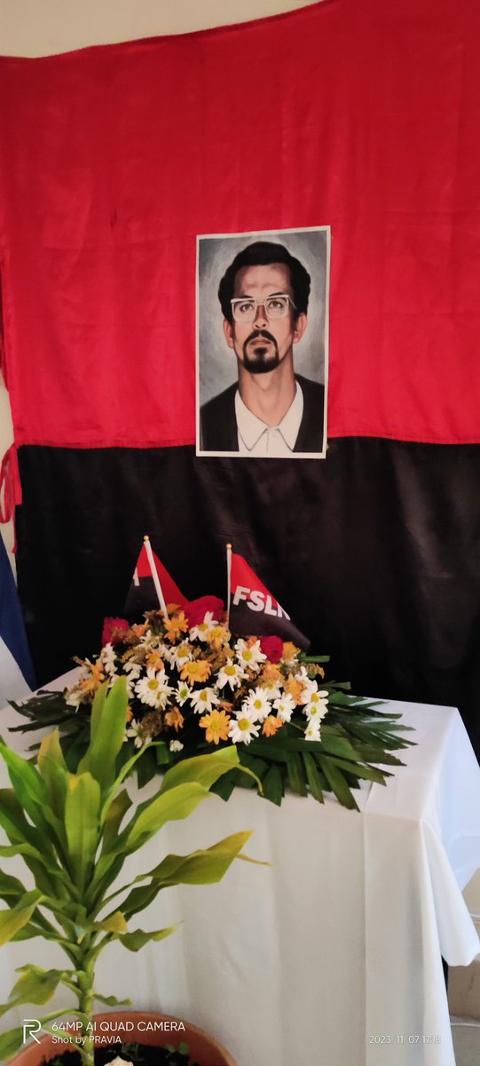 #Nicaragua
Novio de la patria roja y negra!!!
Nicaragua entera, te grita presente!!!