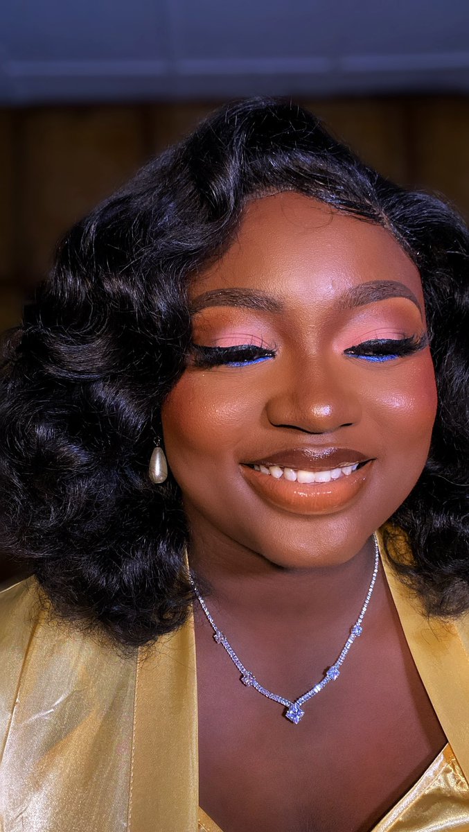 Olúwadárasímı tweet media