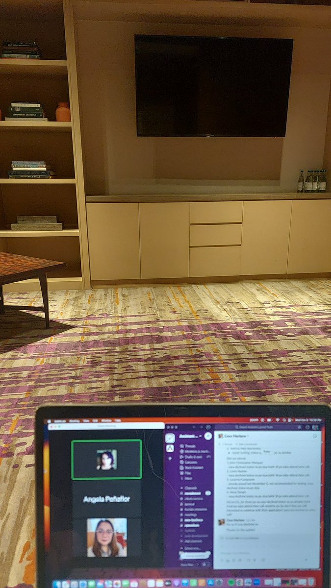 _Anggge_'s tweet photo. after event meeting 😴 https://t.co/Y6iisYack4