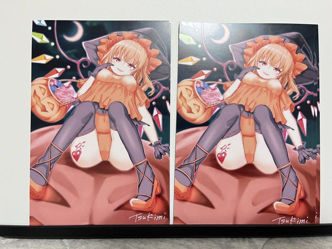 ノベルティ(無配)のハロウィンフランポスカです🎃!!
1枚目表面のみ、2枚目手前が表絵、奥が裏絵になります。ちょいエチな仕上がりになっている裏面ですので、ぜひお手に取ってみてください🥰(全体図は、pixivにて公開してます(^^)) 