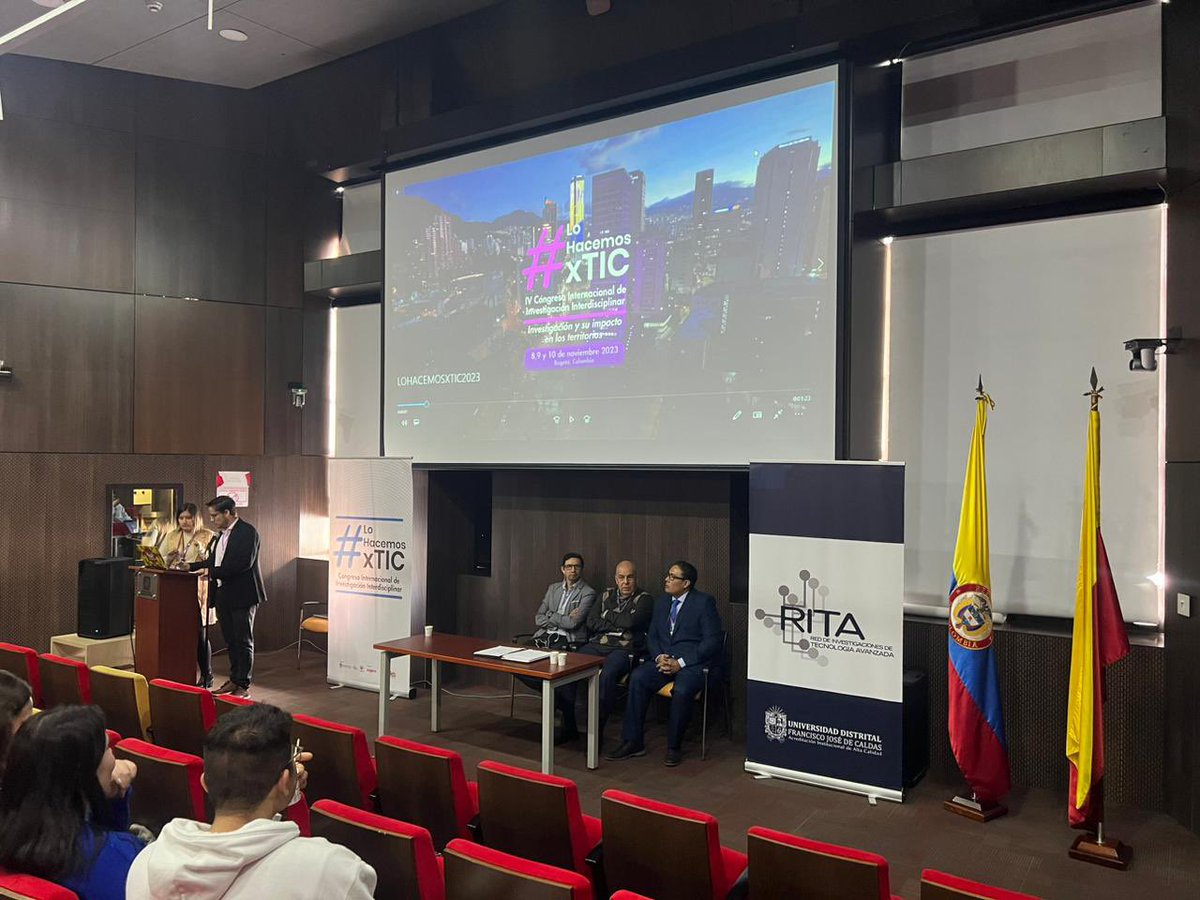LaudEstereo's tweet photo. #AEstaHora desde la sede Aduanilla de Paiba se instala el ‘IV Congreso Internacional de Investigación Interdisciplinar’ organizados por @redritaud @udistrital, un escenario de investigación que le apuesta a los territorios en esta materia.   #LoHacemosXTIC https://t.co/vuO5EfpUiw