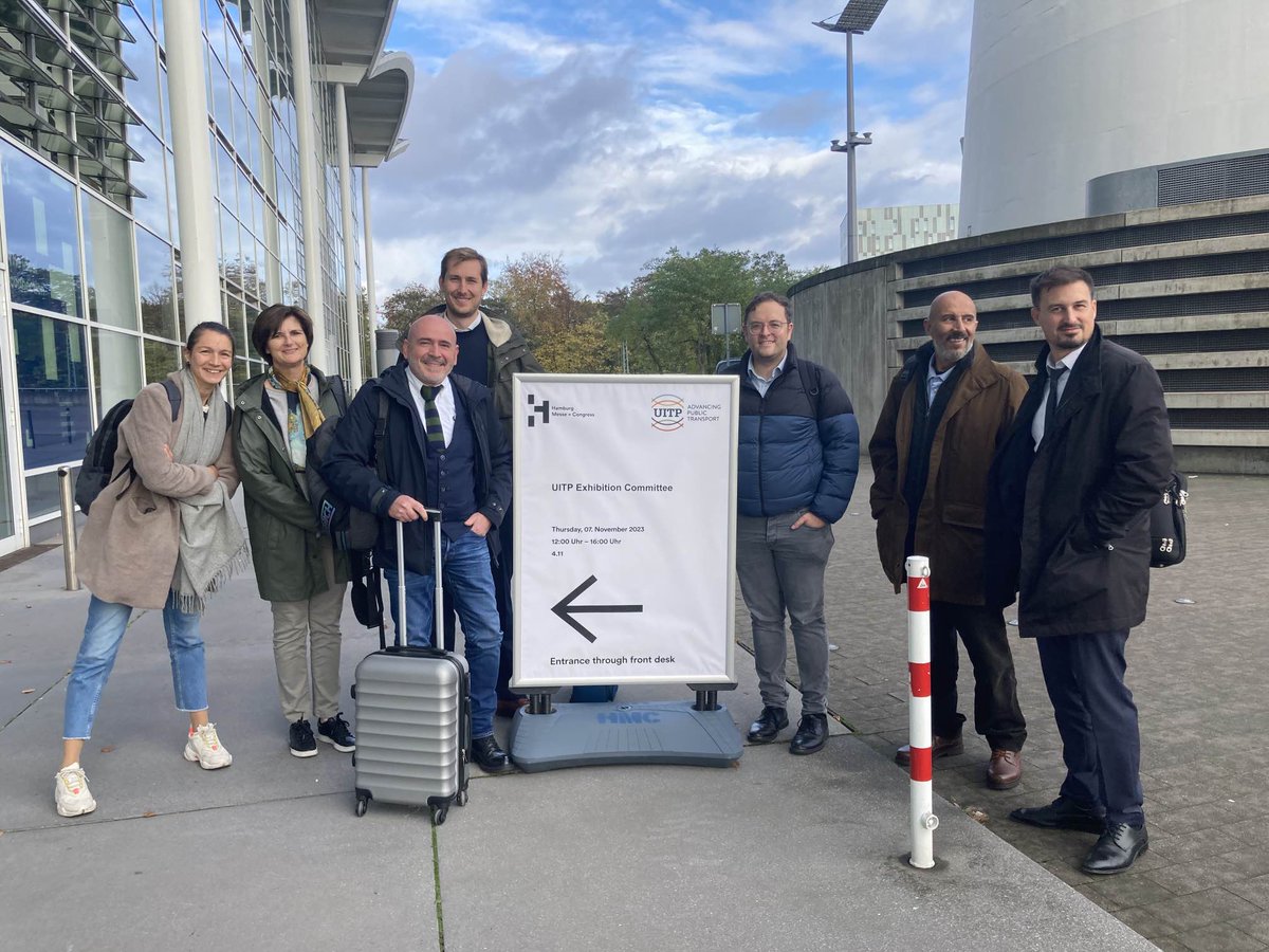 Excitement is building! 🙌

🇩🇪 The UITP team is in #Hamburg meeting our fantastic local hosts and preparing for the next edition of the #UITPSummit!

👂 Stay tuned for more!