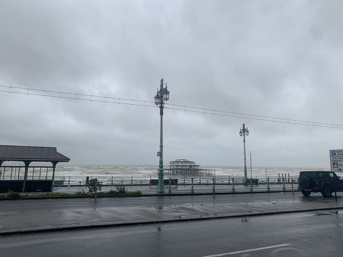 What a difference a day makes! Breezy Brighton today #ASPiH2023 Thought provoking AI sessions…to be excited or worried by it 🤔🤔🤔 Defo need some headsets though @CTMMedEd So many exciting thought provoking developments to come!