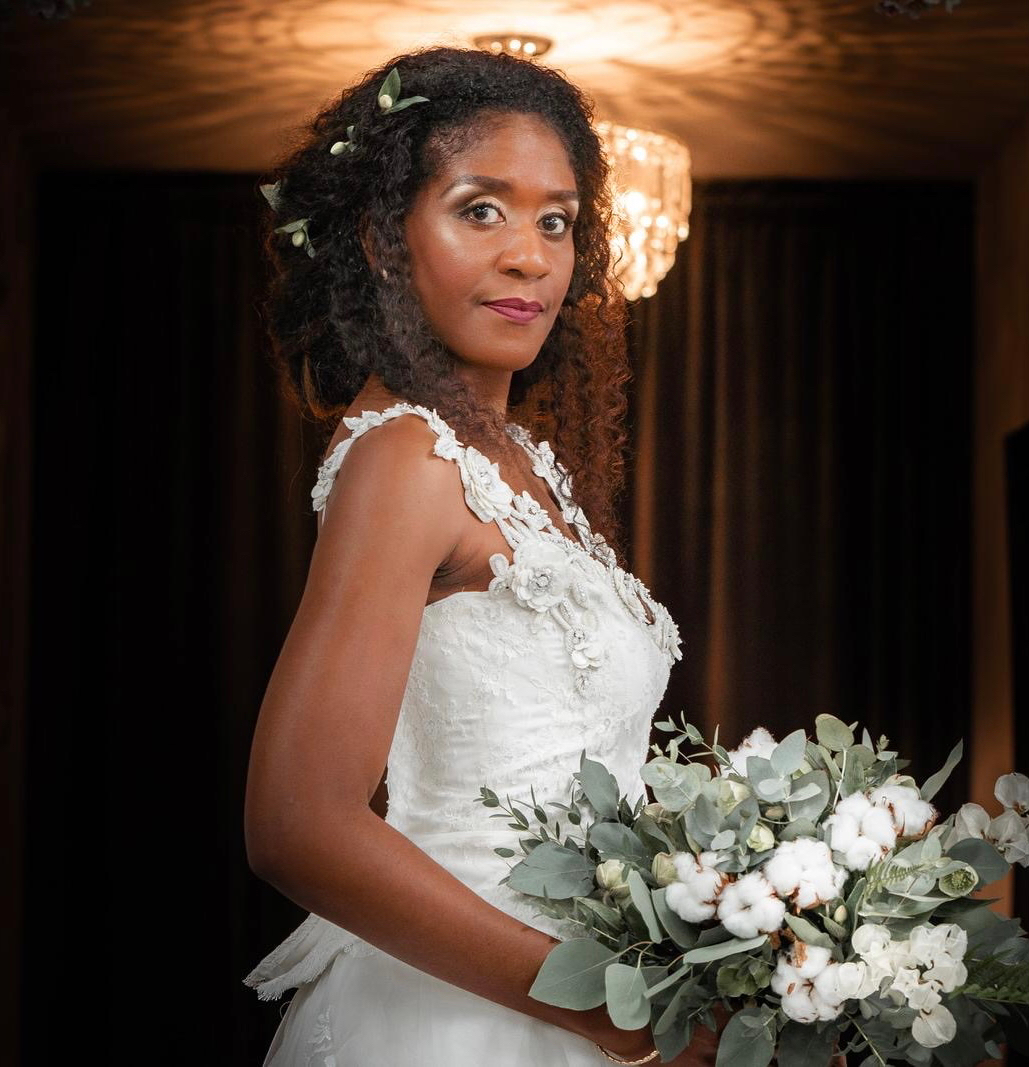 COUTURE //
Explore timeless couture artistry. Craftsmanship in our designs. It’s all in the details! 

Venue @shimmering_ivory
Event planner @llproposals.uk 
Floristry @rosesandtwine
Cake @cherrytreecakerie
Hair @yanahairsanctuary
Makeup Artist @bellamarielifestyle and <a href="/beauty_/">Seo_Tweet</a>