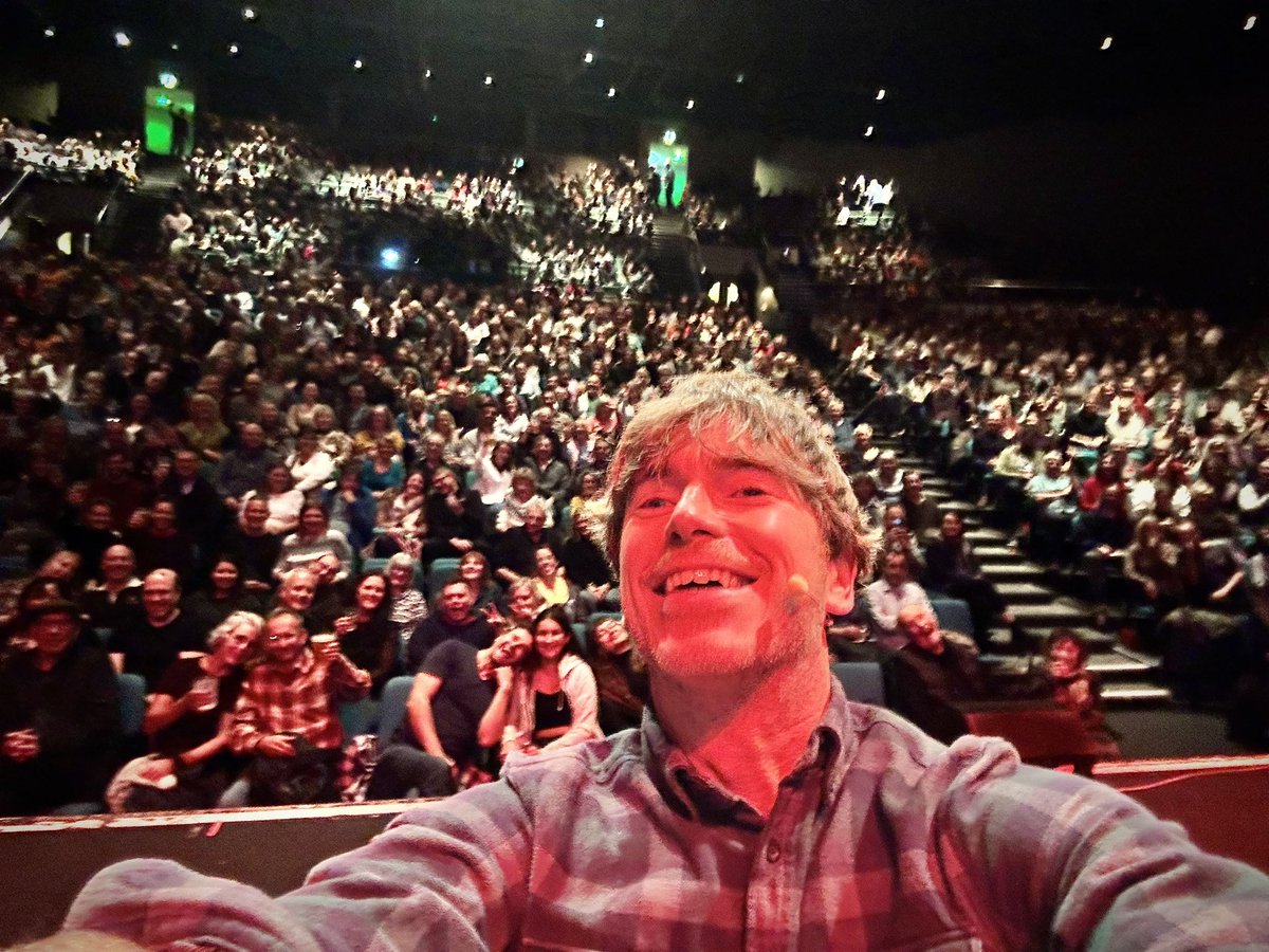 Simon Reeve tweet media