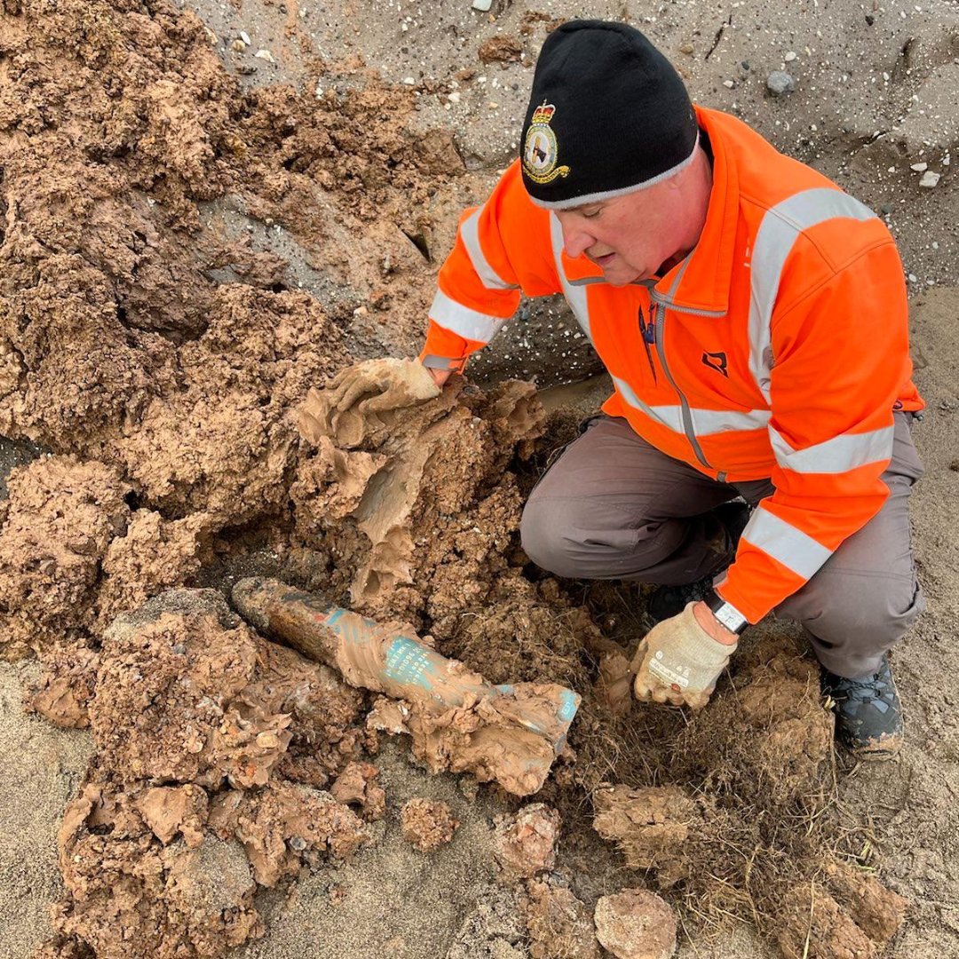 Brimstone_UXO's tweet photo. It's been a while since we shared an update from the team at RAF Cowden! Here is a little snippet of what they've been up to recently πΈπ
#RAFCowden #Cowden #Hull #Mappleton #UXO #BombDisposal #EOD #UnexplodedOrdnance https://t.co/EA2WWT9i70