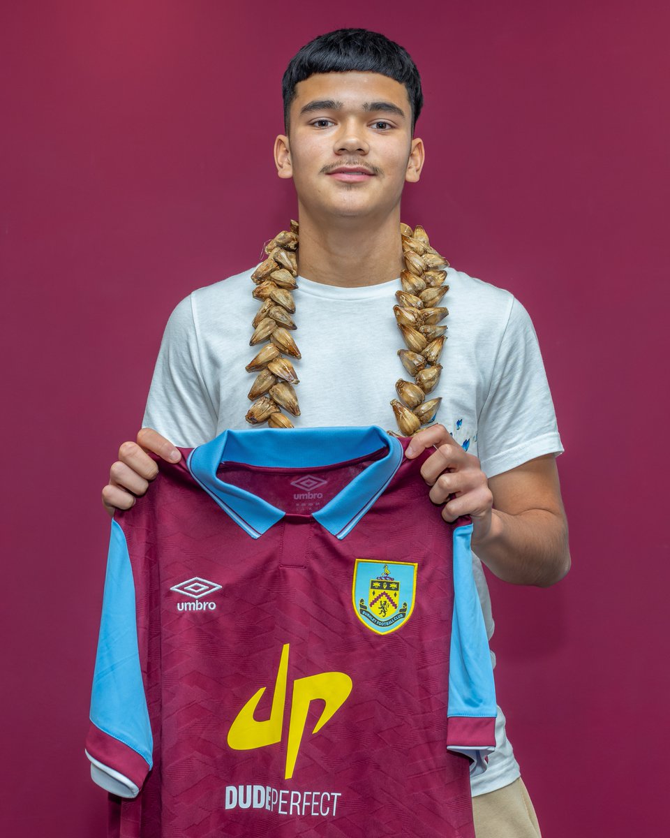 Marley will be representing New Zealand at the U17 World Cup which starts  on Friday 🏆 However, he descends from Samoan heritage and it's his Samoan  family who sent over his ulafala,, image size:960x1200