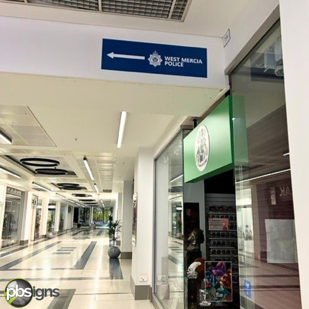 pb_signs's tweet photo. Temporary signage for @wmerciapolice @RedditchCops whilst their new joint Police & Fire Station is being built.
The temporary station is in part of the former Debenhams Store in the @shopKingfisher, Redditch
@WestMerciaPCC
#qualityquickly #printpartner #retailsigns #retailsignage https://t.co/vl35ffKaKH