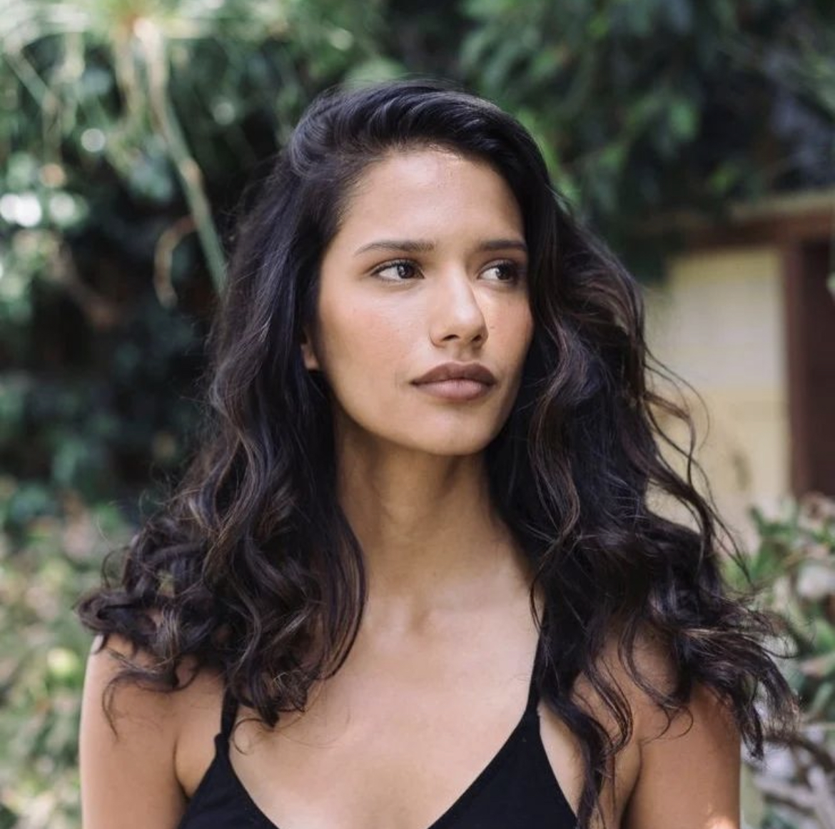 #TanayaBeatty, hailing from the Da'Naxda'xw Nation, has graced both the big and small screens with her incredible talent. 🎥✨ Celebrating her contributions this Native American Heritage Month! #NativeExcellence #GirlPowerRocks