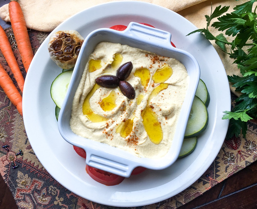 melodythacker's tweet photo. For a healthy gluten-free appetizer or snack prepare and serve fresh vegetables such as cherry tomatoes, cucumbers, carrots, celery, broccoli, and mushrooms.

Get the recipe 👉 https://t.co/iPTvfsMqoO

#LoveHomemadeHummus #DeliciousSnack #CayennePepper #Recipes https://t.co/W5GI4auRrG