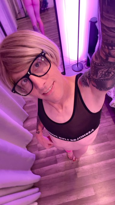 Happy Hump Day Babes!💋🍑💋 #humpday #sissy #sissybooty #femboy #ownedsissy #sissyforcock https://t.co/<a href="/tag/humpday"class="tags">#humpday</a><a href="/tag/sissy"class="tags">#sissy</a><a href="/tag/sissybooty"class="tags">#sissybooty</a><a href="/tag/femboy"class="tags"><span>#femboy</span></a><a href="/tag/ownedsissy"class="tags"><span>#ownedsissy</span></a><a href="/tag/sissyforcock"class="tags"><span>#sissyforcock</span></a>
