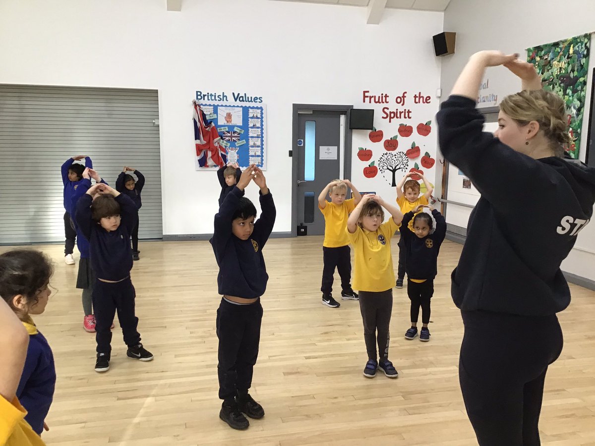 RuncieOf's tweet photo. Year 1 have enjoyed our first dance PE lesson this afternoon where we have been thinking about different statues toys might make! Can you guess what toys we are being? #ARFSYear1 #ARFSPE https://t.co/pPG4GgQsgU