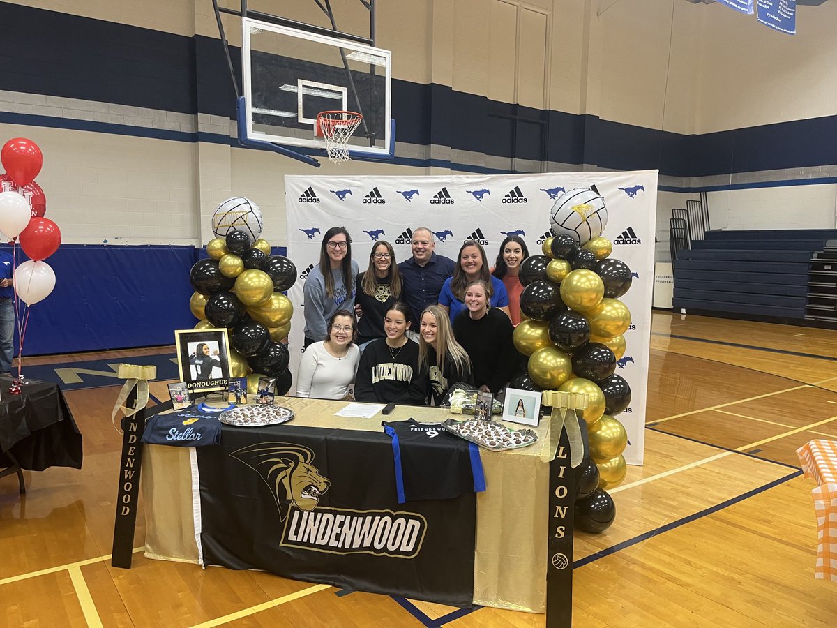SuperStar Volleyball Athlete! Winner in the classroom! Mustang Pride! ⁦<a href="/FwoodVolleyball/">Friendswood VB</a>⁩ #MustangBluePrint ⁦<a href="/fhsmustangs/">Friendswood High School</a>⁩ ⁦<a href="/friendswoodisd/">Friendswood ISD</a>⁩