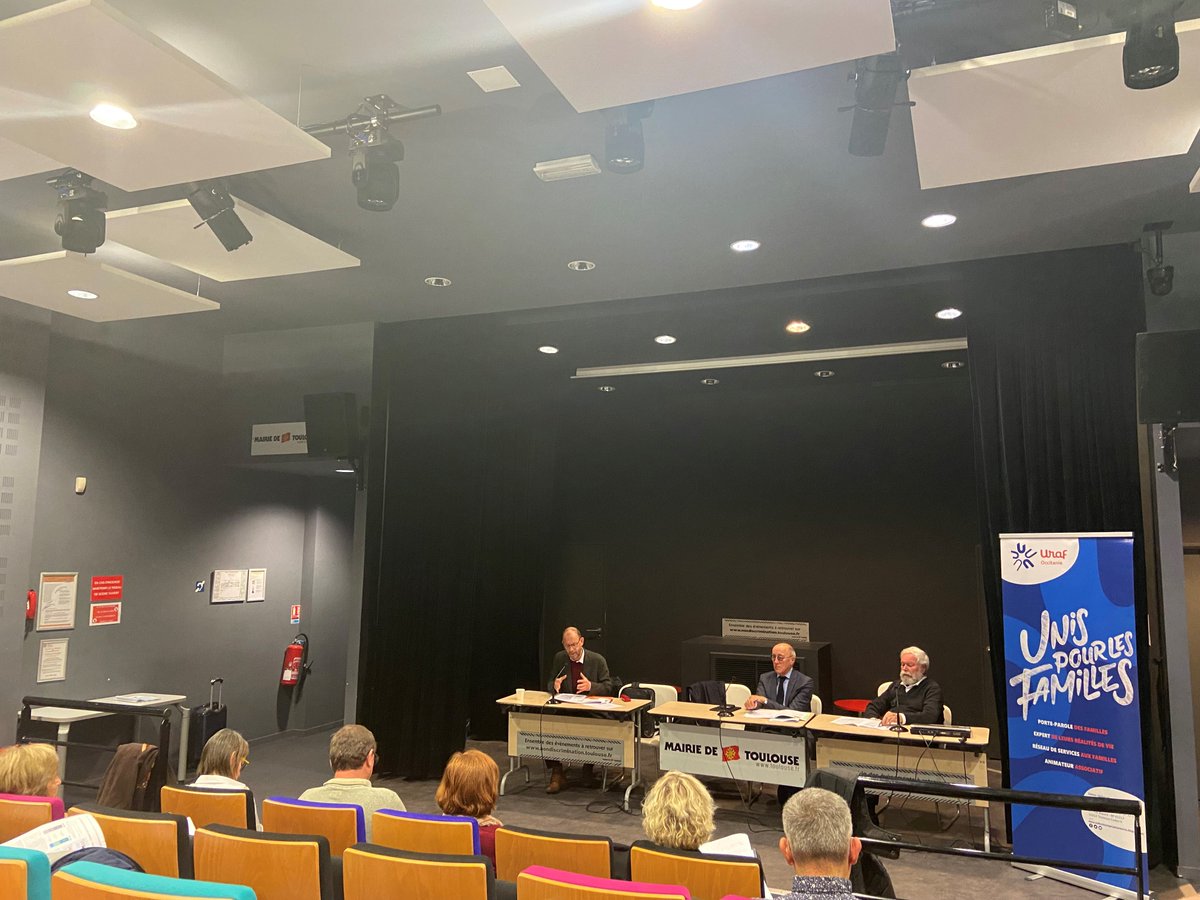 Toulouse - L'Udaf du Tarn participe à la journée organisée par l'Uraf Occitanie "Avoir du temps pour ses enfants en travaillant, un enjeu de société". Une table ronde propose en ce moment de débattre sur cette question "Les entreprises ont-elles une responsabilité familiale ?"
