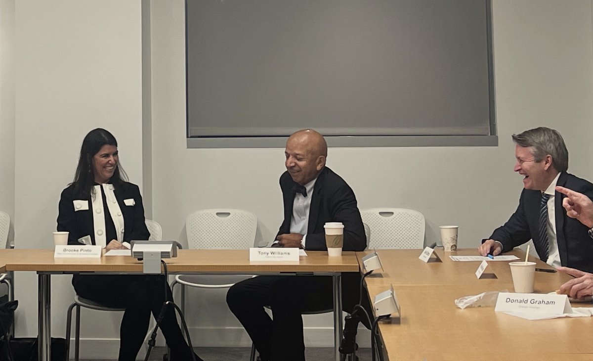 FedCityCouncil's tweet image. On Monday, FC2 hosted @CMBrookePinto for an in-person #DistrictStrong about her #SecureDC Plan. 

Public safety is a top priority and her efforts to strengthen enforcement tools, streamline prosecution and target interventions are commendable. Thank you for joining us,  Brooke!